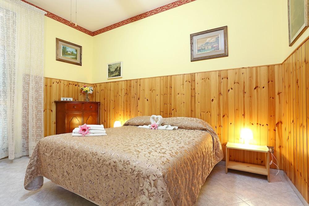 B&B Rifugio San Francesco リド・ディ・オスティア エクステリア 写真