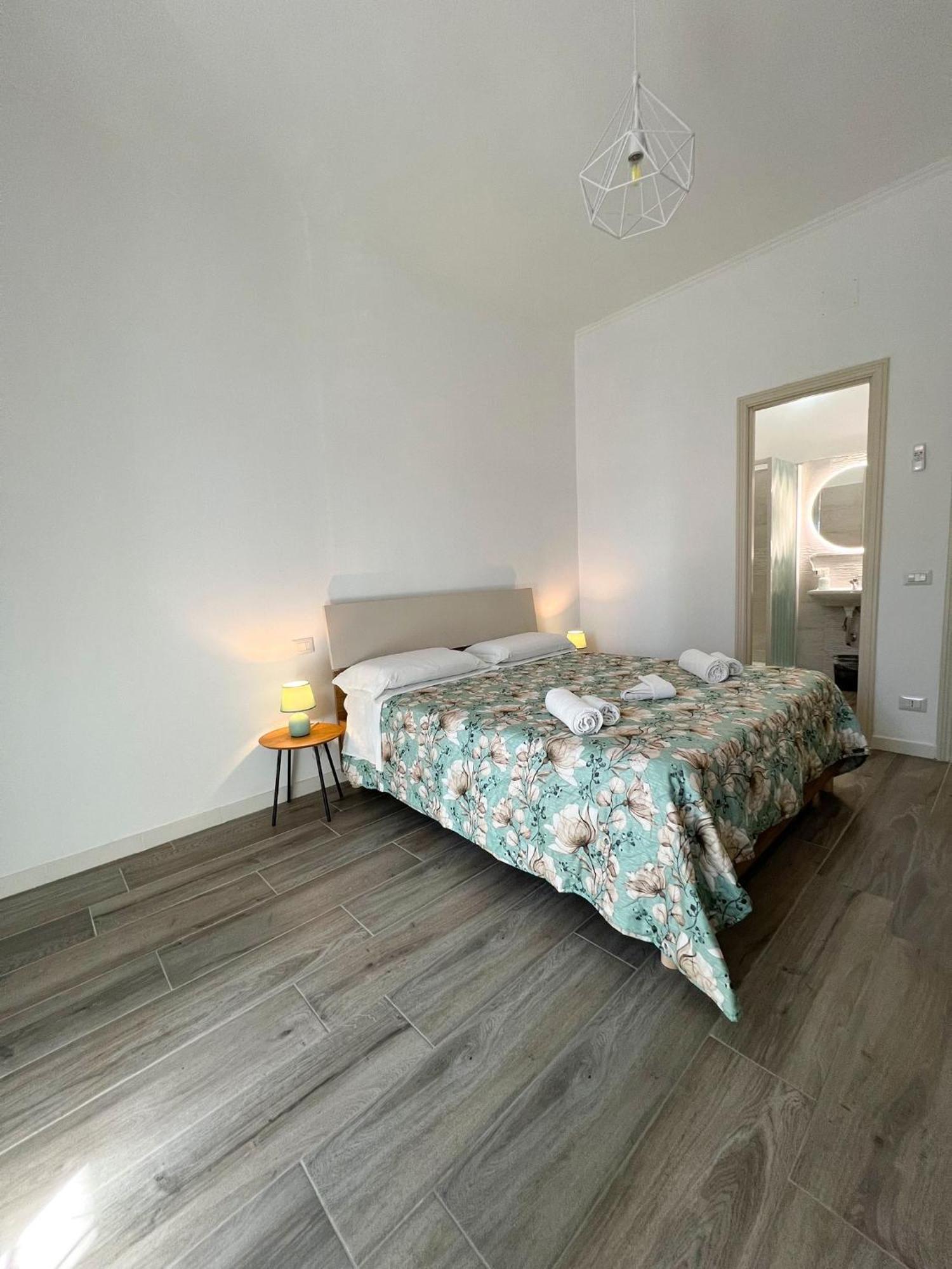 B&B Rifugio San Francesco リド・ディ・オスティア エクステリア 写真